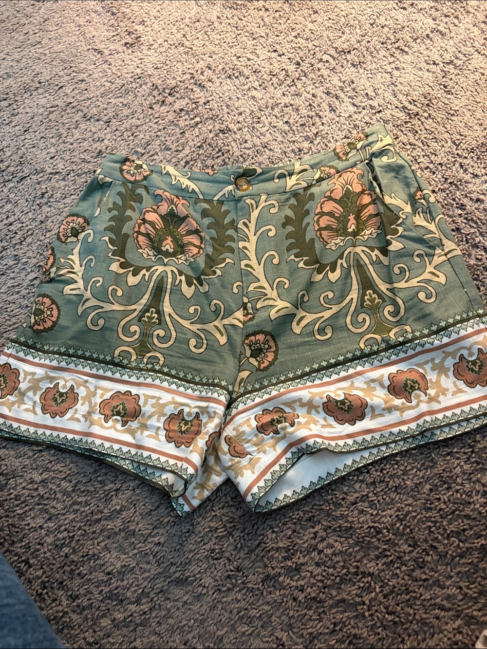 Sanctuary Green and Pink High-Waist Printed Shorts - Picture 3 of 11